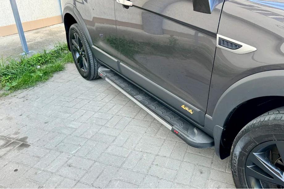 Opel Antara 2006-2017 Marchepieds Latéraux RedLine V1 (2 pcs, Aluminium) Image