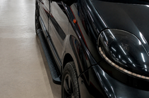 Renault Trafic 2001–2015 Marchepieds Latéraux Allmond Black (2 pcs, Aluminium) photo 2