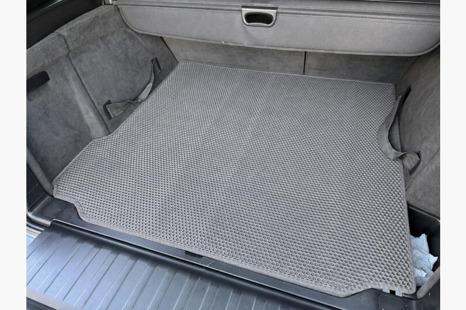 BMW X5 E70 2007-2013 Tapis de coffre en caoutchouc Carsuit (Gris) Photo 2