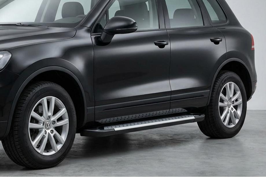 Porsche Cayenne 2003–2010 Marchepieds latéraux Allmond (2 pcs, aluminium) Image