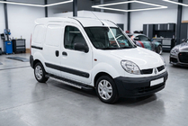 Renault Kangoo 1998-2008 Marchepieds Latéraux RedLine V1 (2 pcs, Aluminium) photo 1