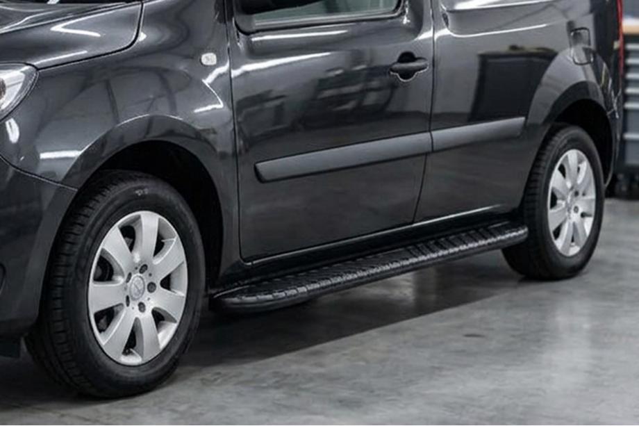 Renault Kangoo 2008–2020 Marchepieds Latéraux Bosphorus Black (2 pcs, Aluminium) Image