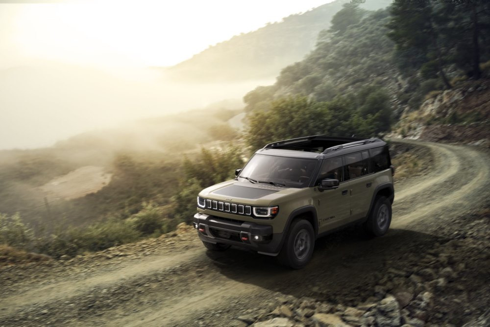 Essai du Jeep Recon Électrique 2026 : Fiche technique, Finitions, Photos