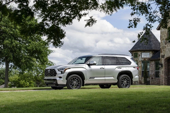 Essai Toyota Sequoia III (XK80) : Fiche technique, Finitions, Photos Photo 3