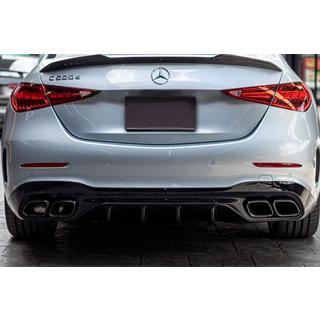 Diffuseur arrière avec embouts d’échappement (design AMG C63)