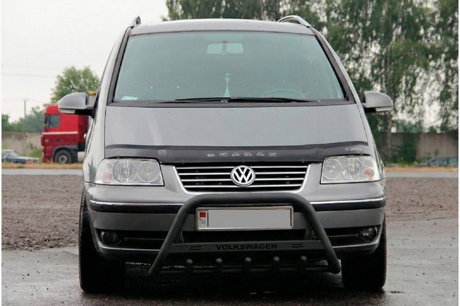 Volkswagen Sharan 2010-2023 Pare-buffle WT004 Noir (Inox) Image