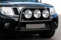 Nissan Navara 2006-2015 Pare-buffle WT018 Noir (Inox) photo 1