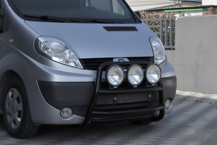 Renault Trafic 2001–2015 Pare-buffle WT018 Noir (Inox) Image
