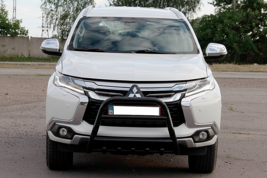 Mitsubishi Pajero Sport 2015- Pare-buffle WT008 Noir (Inox) Image