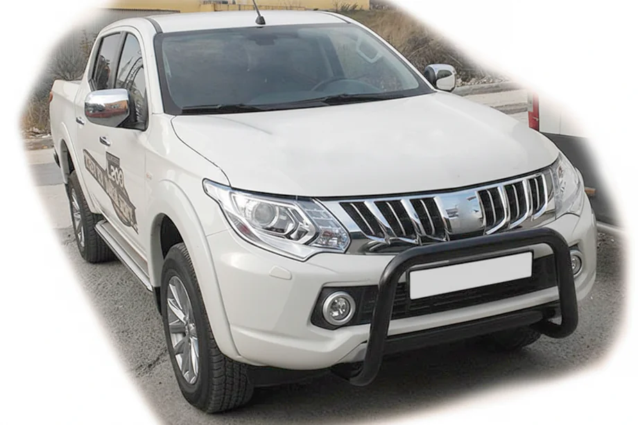 Mitsubishi L200 2015-2024 Pare-buffle WT005 Noir (Inox) Image