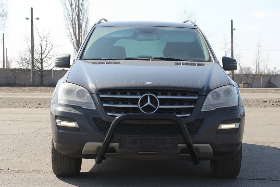 Mercedes ML W164 2005-2011 Protection Avant WT006 Noir (Inox) Image