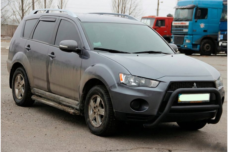 Mitsubishi Outlander 2006-2012 Pare-buffle WT007 Noir (Inox) Image
