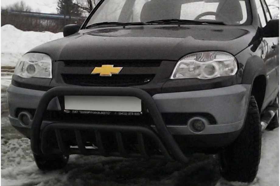 Chevrolet Niva 1998-2020 Pare-buffle WT002 Noir (Inox) Image