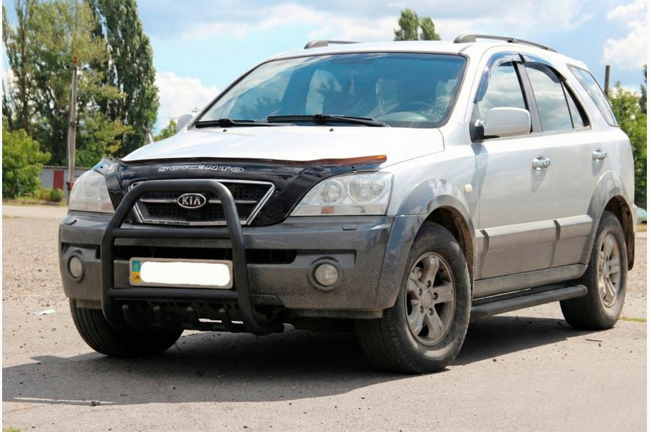 Kia Sorento I BL 2002-2009 Pare-buffle QT007 Noir (Inox) Image