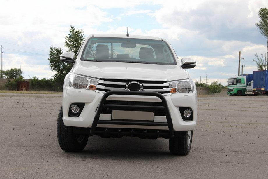 Toyota Hilux 2015- Protection Avant WT010 Noir (Inox) Photo 2