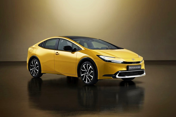 Toyota Prius (XW60) : Cinquième génération de l’hybride légendaire