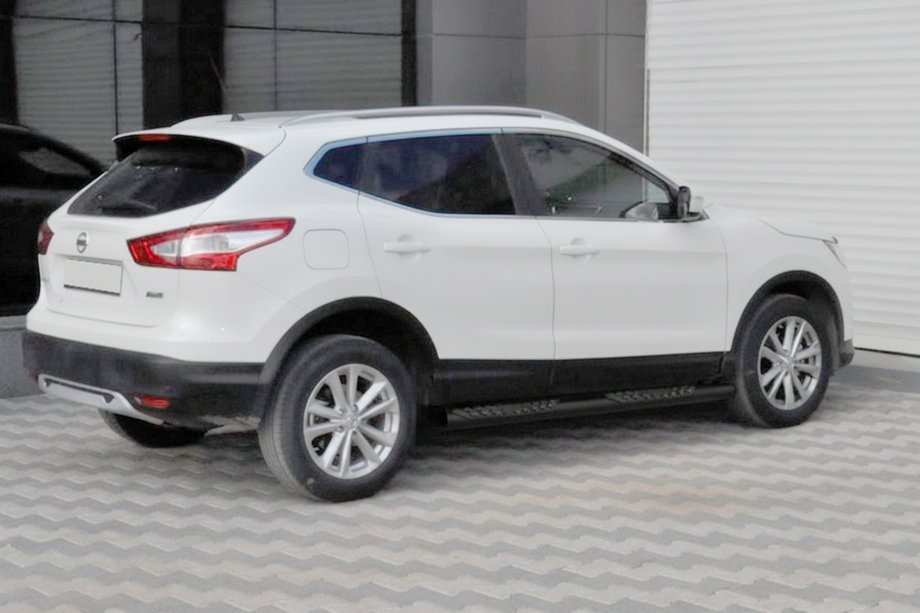 Nissan Qashqai 2014-2021 Barres Latérales Black (2014-2017, 2 pcs, inox) Image