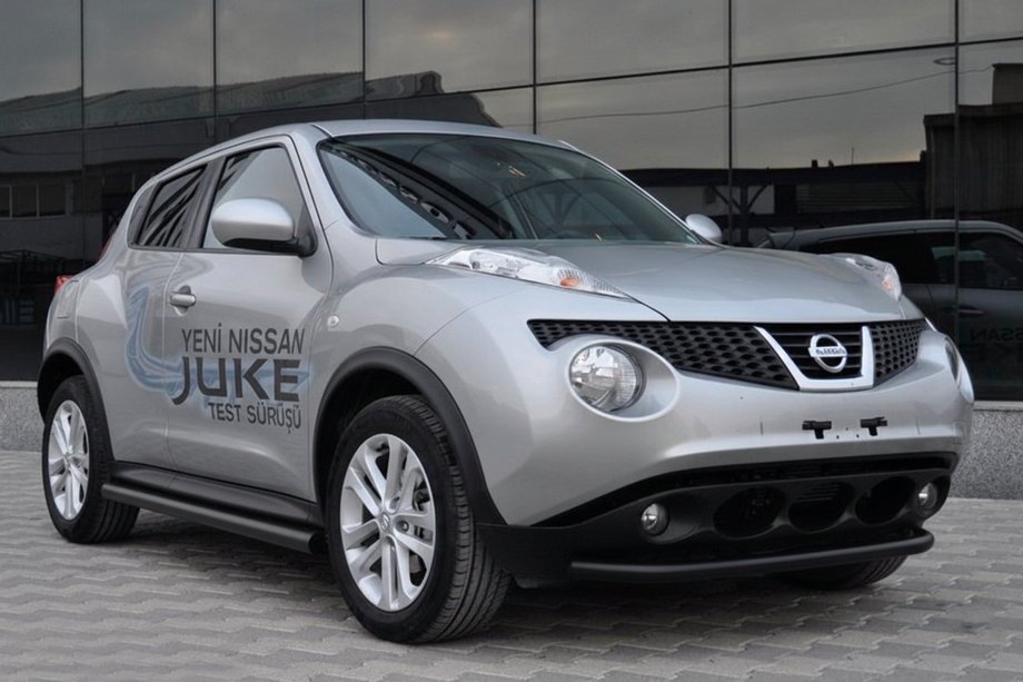 Nissan Juke 2010-2019 Barres Latérales Ø60 Noir (2 pcs, Inox) Image