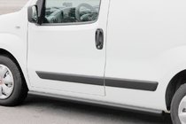 Fiat Fiorino/Qubo 2008-2024 Barres Latérales Ø60 Noires (2 pcs, Inox) photo 3