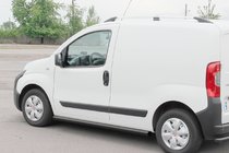 Peugeot Bipper 2008-2017 Barres Latérales Ø60 Noires (2 pcs, Inox) photo 1