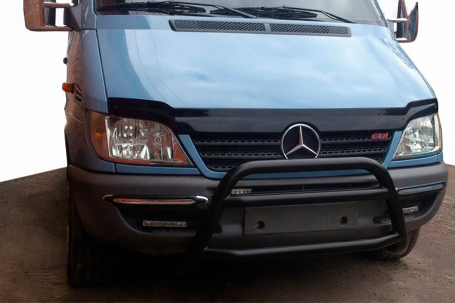 Mercedes Sprinter W901/902/903/904/905 1995–2006 Pare-buffle WT022 Noir (Inox) 1995-2000 Image