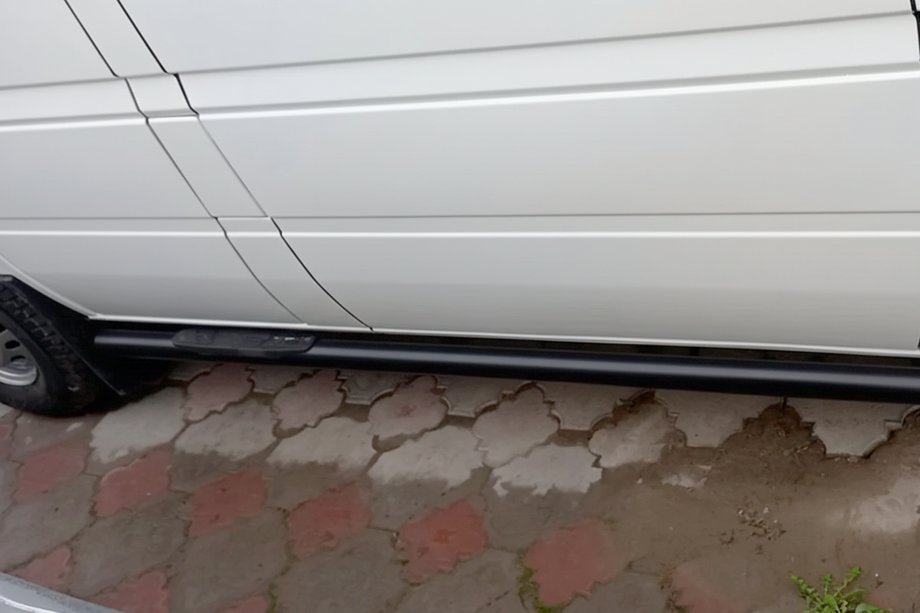 Volkswagen LT 1995-2006 Barres Latérales Black (2 pcs, Inox) Empattement court, Ø70 Photo 2