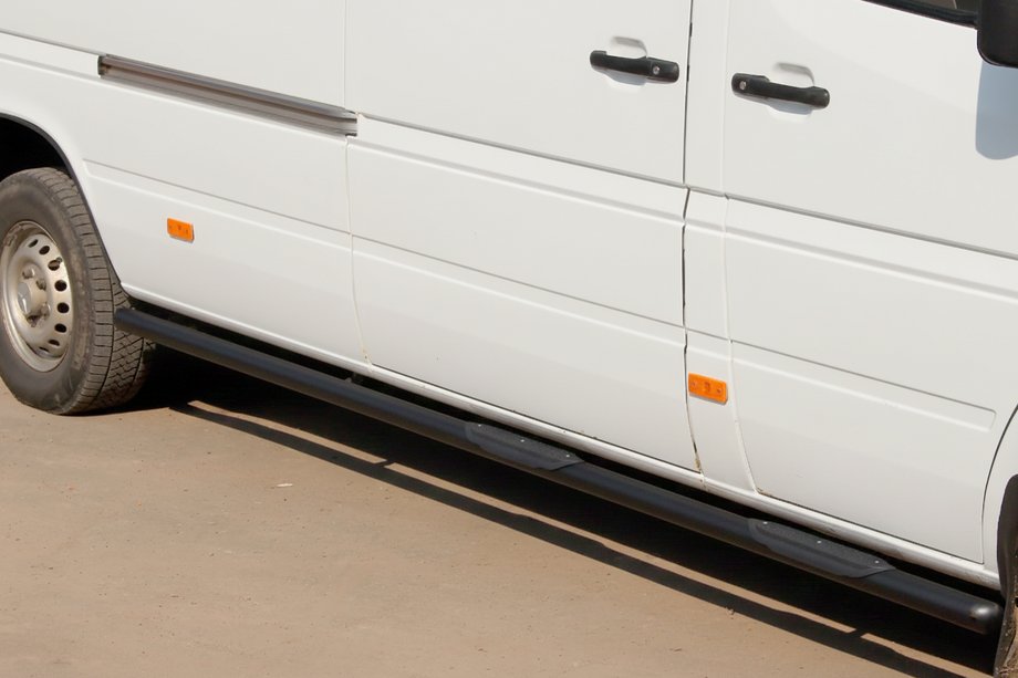 Volkswagen LT 1995-2006 Barres Latérales Black (2 pcs, Inox) Empattement court, Ø70 Photo 4