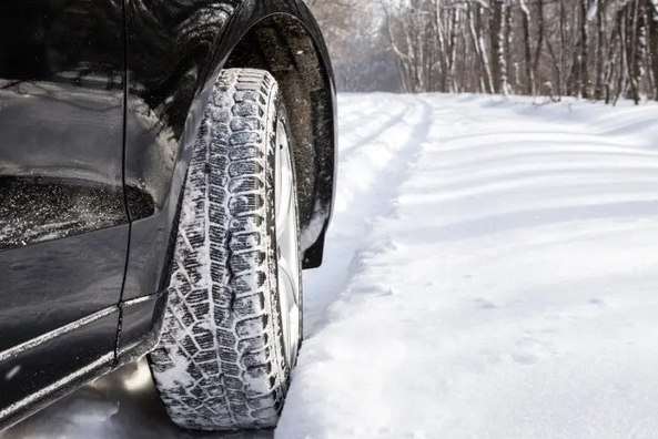 Quels facteurs influencent la durée de vie des pneus hiver ? Photo 1
