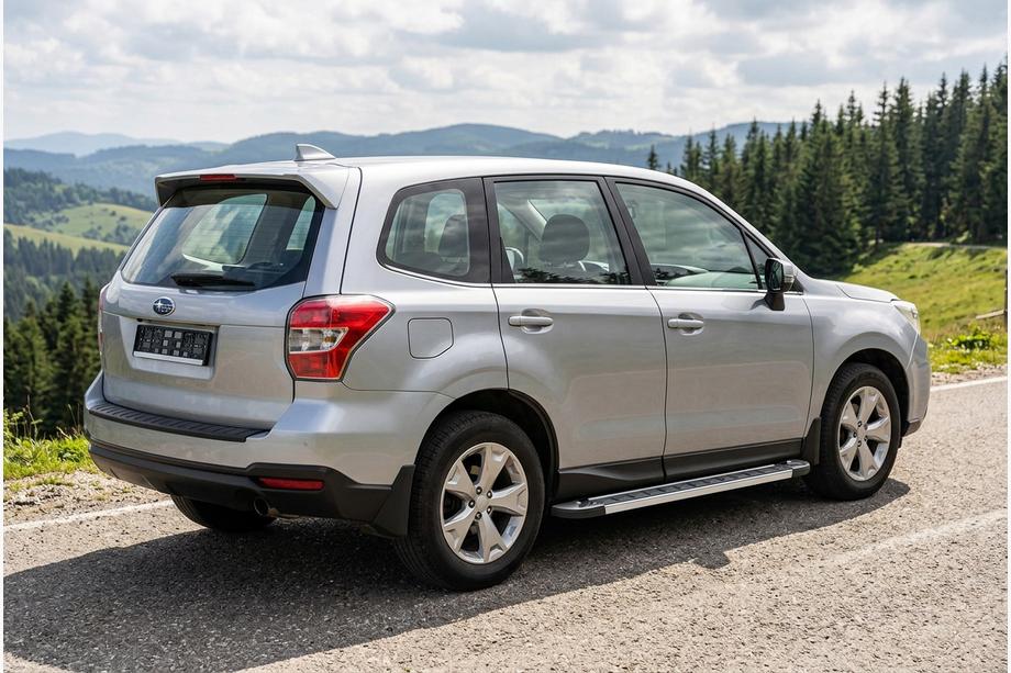 Subaru Forester 2013-2018 Marchepieds Latéraux RedLine V1 (2 pcs, Aluminium) Image