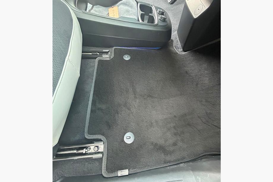 Kia EV6 2021- Tapis de sol textile Classic (Noir) Photo 1