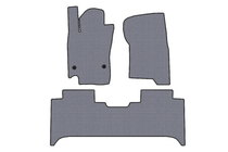 Nissan Navara/NP300 2016- Tapis en Caoutchouc Carsuit V2 (Gris) photo 1