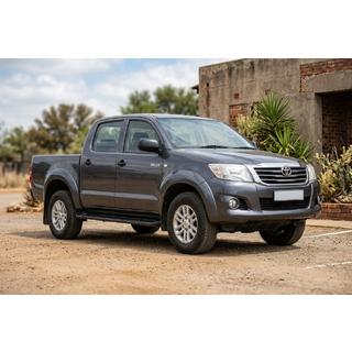 Marchepieds Latéraux Allmond Black (2 pcs, Aluminium) Toyota Hilux 2006-2015 photo 1