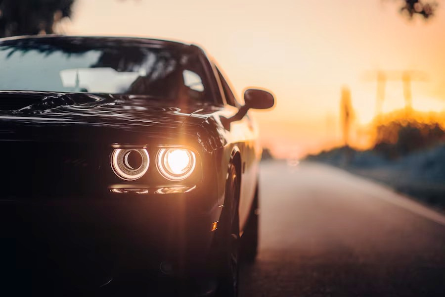 Comment bien entretenir les phares de votre voiture