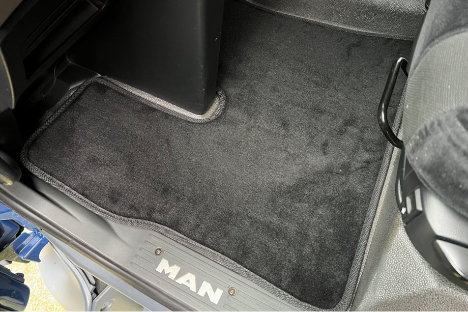 MAN TGX 2020- Tapis de sol textile Classic (Noir) Image