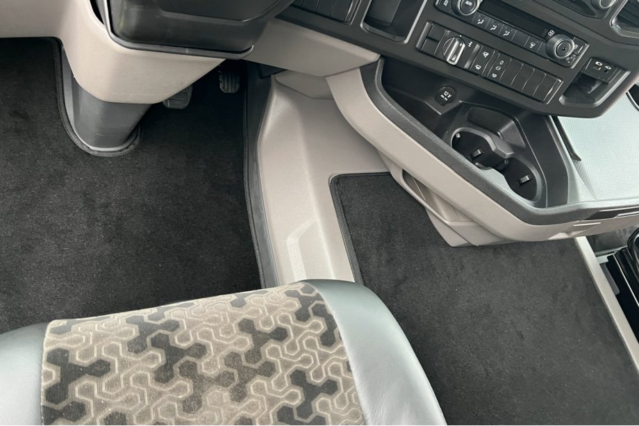 Scania Série R 2016– Tapis de sol textile Premium (Noir) Photo 3