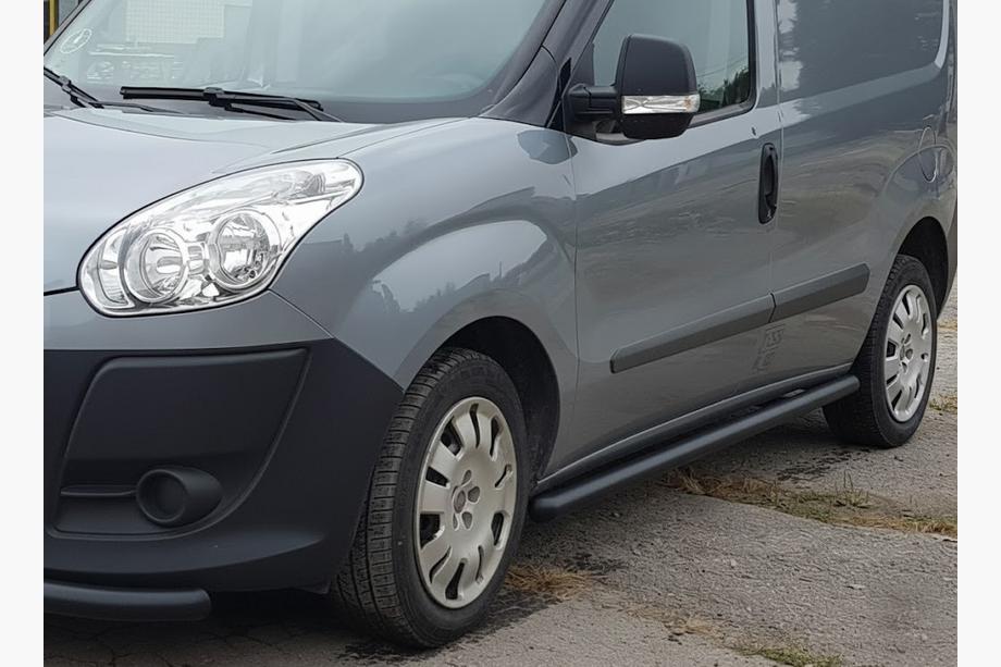 Opel Combo 2012-2018 Barres Latérales Black (2 pcs, Inox) Image