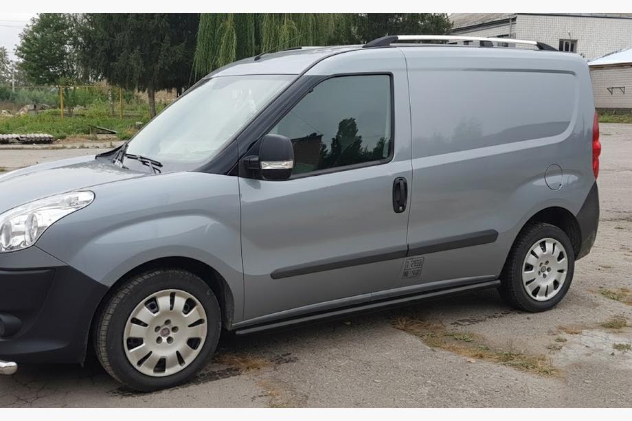 Opel Combo 2012-2018 Barres Latérales Black (2 pcs, Inox) 60mm, Empattement Maxi Photo 2