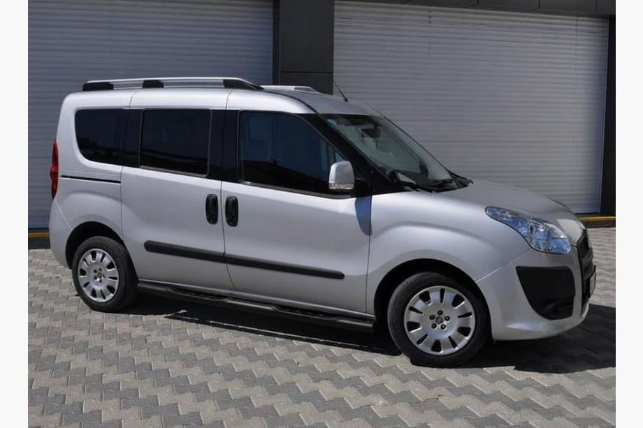 Opel Combo 2012-2018 Barres Latérales Black (2 pcs, Inox) 60mm, Empattement Maxi Photo 3