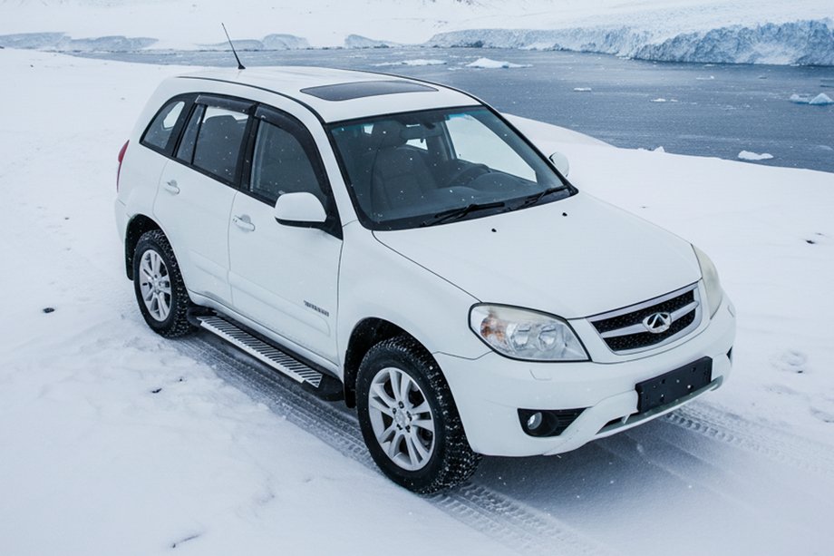 Chery Tiggo 3 2005- Marchepieds Latéraux Line (2 pcs, Aluminium) Image