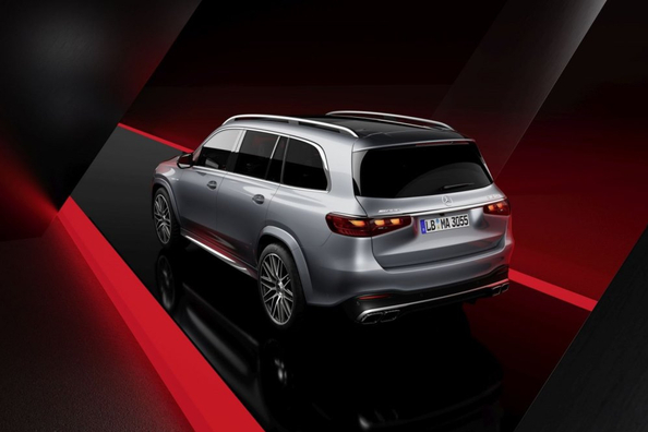 Mercedes-Benz GLS AMG 63 V8 : Présentation du SUV sportif phare Photo 4