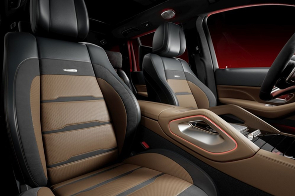 Mercedes-Benz GLS AMG 63 V8 : Présentation du SUV sportif phare Photo 6