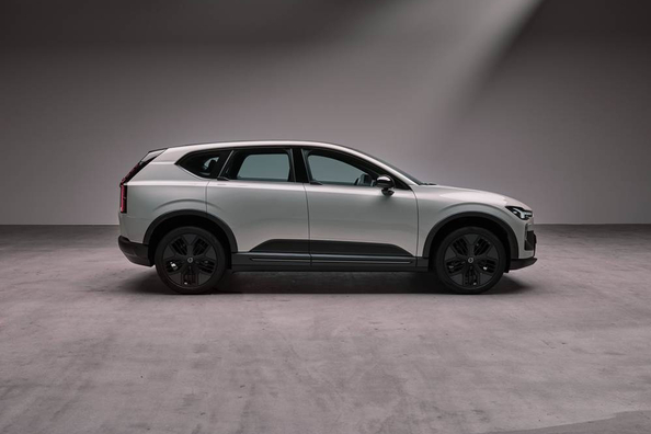 Essai du Volvo EX60 Cross Country : Caractéristiques techniques, Finitions, Photos Photo 3