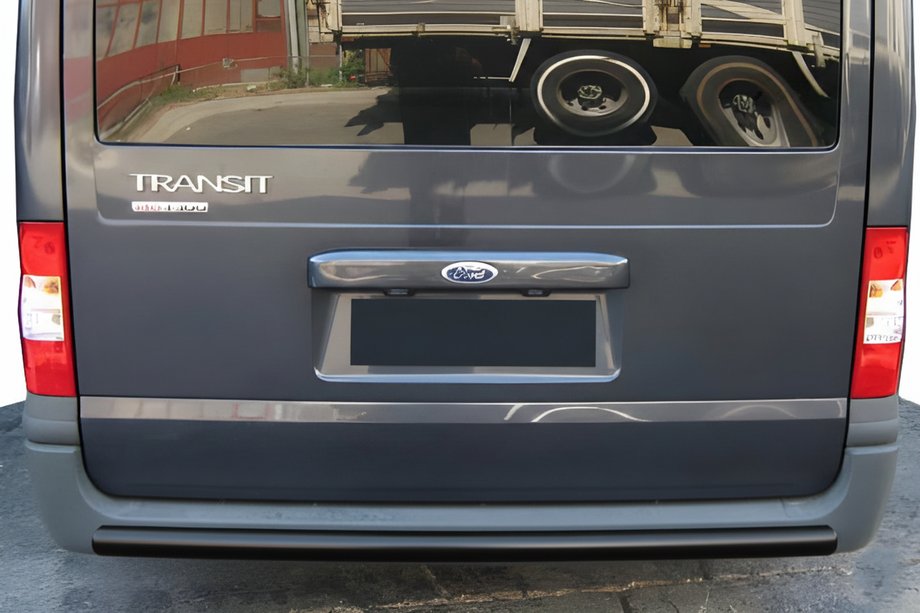 Ford Transit 2000–2014 Protection Arrière AK002 Noir (Inox) Image