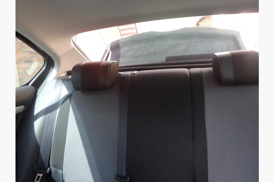 Skoda Octavia III A7 2013-2019 Housses de Sièges Auto (Similicuir↗Tissu, Premium) Photo 8