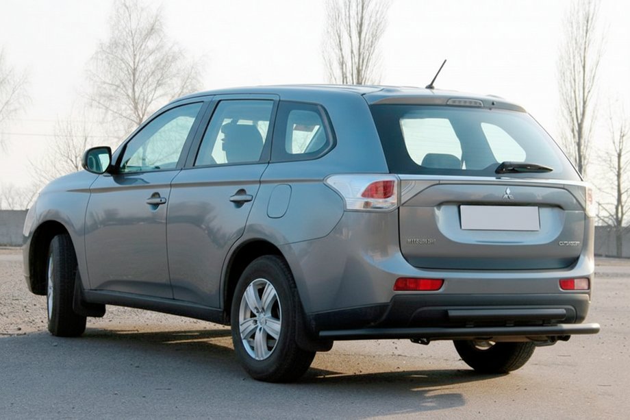 Mitsubishi Outlander 2012-2021 Arceau Arrière AK004 Noir (Inox) Photo 1