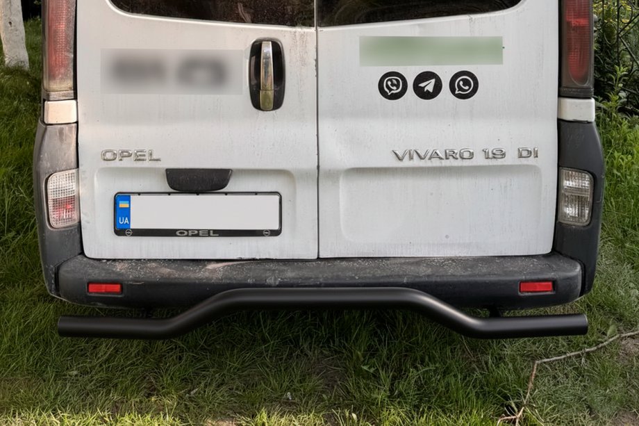 Opel Vivaro 2001–2015 Protection Arrière AK006 Noir (Inox) Image