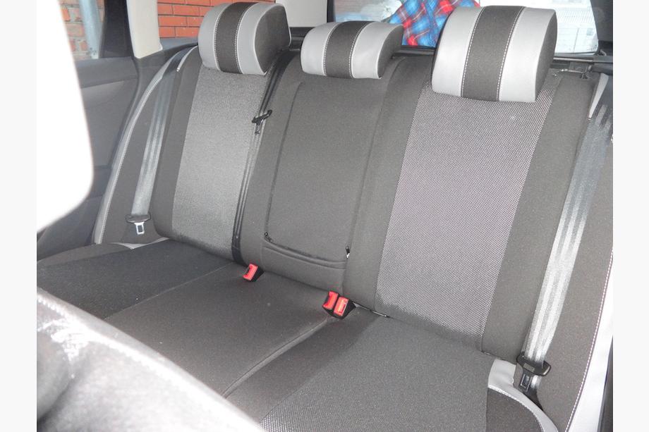 Volkswagen Passat B7 2012-2015 Housses de Sièges Auto (Similicuir↗Tissu, Premium) Photo 3
