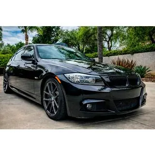Kit carrosserie M-Sport (pour E90 2008-2011) photo 2