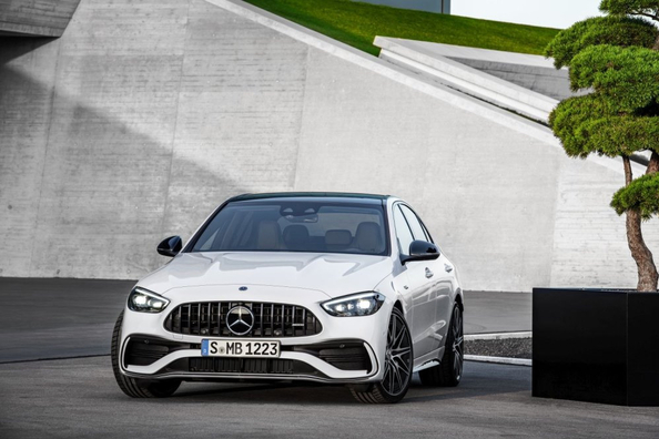 Essai de la berline sportive compacte Mercedes-Benz C 43 AMG