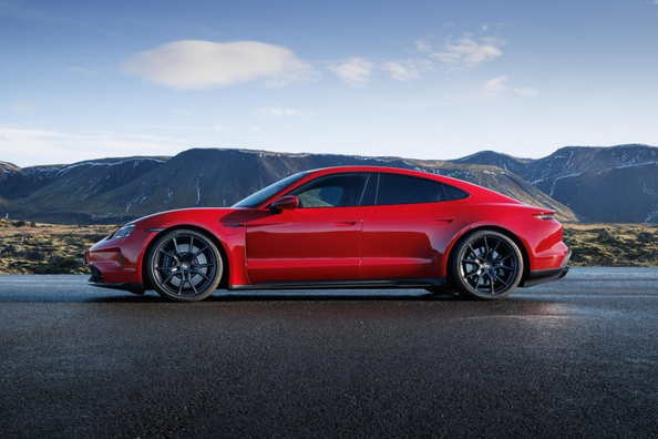 Porsche Taycan GTS (Y1A, 2024) : caractéristiques techniques, équipements et design Photo 3